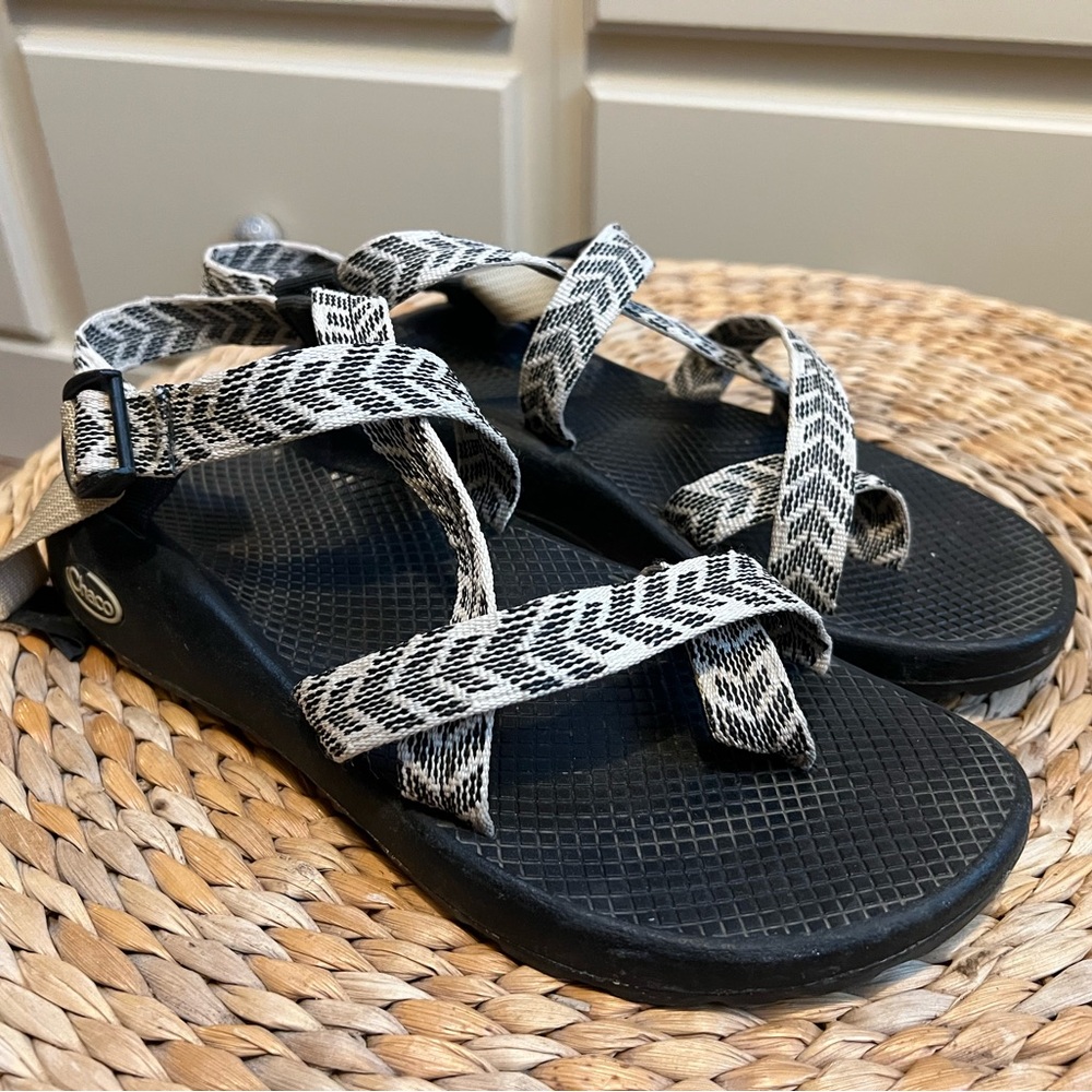 Chaco Black and White Patterned Sandals